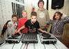 Vsi bi bili DJ-ji!
Foto: Robert Bogataj