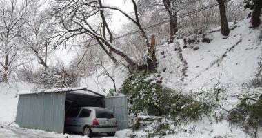 TEŽAVE ZARADI SNEGA TEŽAVE ZARADI SNEGA