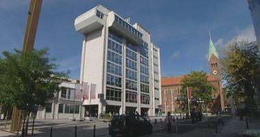 LASTNIKI NOVE KBM POMIRILI PREDSTAVNIKE DELAVCEV LASTNIKI NOVE KBM POMIRILI PREDSTAVNIKE DELAVCEV