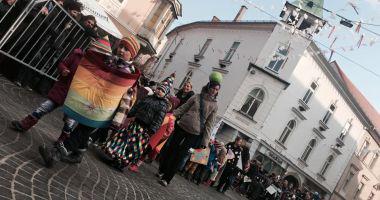 MALE PUSTNE MASKE MALE PUSTNE MASKE