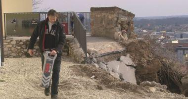 PLAZ UNIČIL DEL OBZIDJA PTUJSKEGA GRADU PLAZ UNIČIL DEL OBZIDJA PTUJSKEGA GRADU