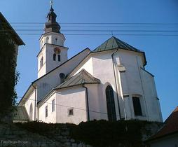 Cerkvica ob poti