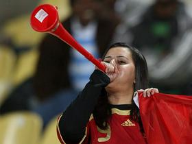 Gledajmo utakmice zajedno 64595848_vuvuzela_show