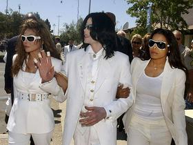 Michael Jackson s sestrama