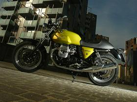 Moto guzzi V7 cafe classic