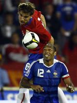Thierry Henry in Branislav Ivanović