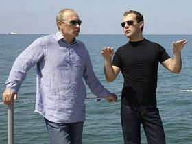 Dmitrij Medvedjev in Vladimir Putin