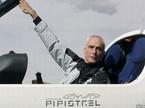 Ivo Boscarol oz. podjetja Pipistrel podarja vožnjo z letalom in z jadralnim letalom