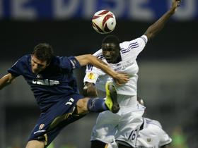 Cheikhou Kouyate in Mario Mnadzukić