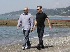 Vladimir Putin in Dmitrij Medvedjev