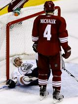 Andrew Cogliano in Zbynek Michalek
