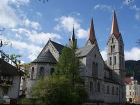 Župnijska cerkev v Kočevju (v: Klasicizem in historizem)