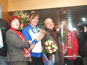 Petra Majdič s staršema