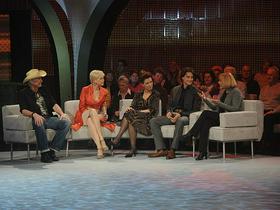 Elza Budau, Milena Zupančič in Janez Bončina -Benč, Parada