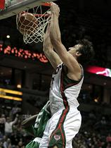 Andrew Bogut (Milwaukee)