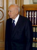 Karolos Papulias