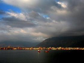 Jezero Dal