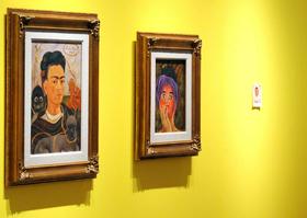 Retrospektiva Fride Kahlo v Berlinu