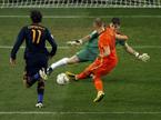Arjen Robben in Iker Casillas