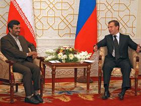 Mahmud Ahmadinedžad in Dmitrij Medvedjev