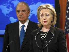 Hillary Clinton in George Mitchell