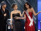 Mis Universe Jimena Navarrete, Bret Michaels, Natalie Morales