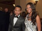 Mis Universe 2010, John Legend in Kamie Crawford, najstniška mis ZDA