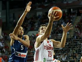 Ender Arslan, Nicolas Batum