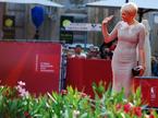 Benetke, festival, zvezdniki, rdeča preproga, paparaci