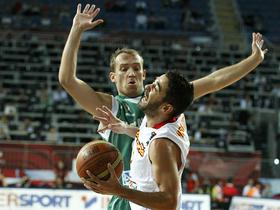Samo Udrih in Juan Carlos Navarro