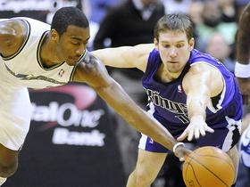 John Wall in Beno Udrih