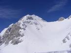 Kranjska Rinka, levo zadaj Skuta (2532 m)
