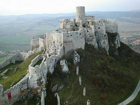 Špissky hrad (Špiski grad) na vzhodu Slovaške