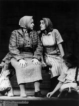 Bertolt Brecht: Gospod Puntila in njegov hlapec Matti : ljudska igra