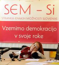 Elena Pečarič