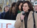 Protest zaradi ukinitev štipendij tujim študentom, Damjana Košir (MDDSZ)
