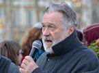 Protest zaradi ukinitev štipendij tujim študentom, Rastko Močnik