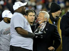 Vince Wilfork in Robert Kraft