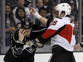 Kyle Clifford (Los Angeles Kings) - Zenon Konopka (Ottawa Senators)