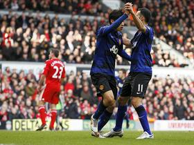 Dži Sung Park in Ryan Giggs