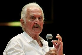 Carlos Fuentes