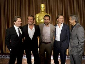 Kosilo nominirancev za oskarje, nominiranci za glavno moško vlogo Gary Oldman, Jean Dujardin, Demian Bichir, Brad Pitt in George Clooney