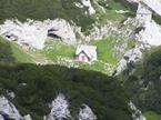 Kapelica Sv. Cirila in Metoda ter Kocbekovo zavetišče na Molički planini