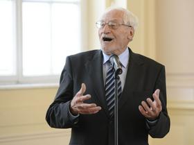 Tone Pavček