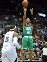 Ray Allen in Josh Smith