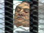 Hosni Mubarak za rešetkami na sodišču v Kairu, 3. avgusta 2011