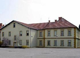 Vojašnica