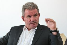"Dati moramo signal, da smo se dogovorili. Zato prioriteta pokojninski reformi."