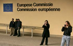 Evropska komisija zatrjuje, da Žavelj ni na prednostnem seznamu