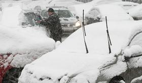 Rusijo in Ukrajino zajel najhujši snežni vihar v zadnjih desetletjih